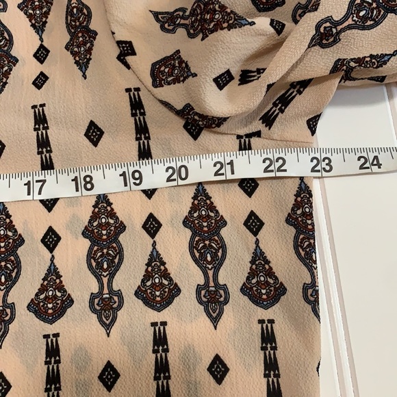 Signature Studio Boho Top Lattice Strappy Back - Picture 8 of 10